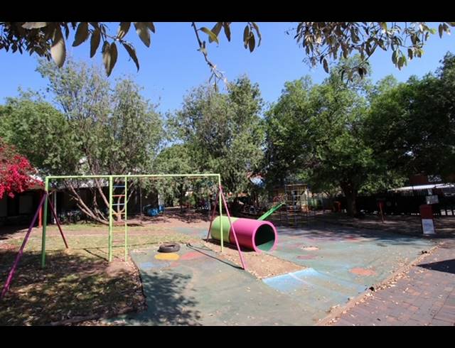 4,000M² BUILDING FOR SALE IN ORANGE GROVE